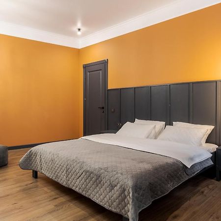 Modern Apartment Lviv Dış mekan fotoğraf