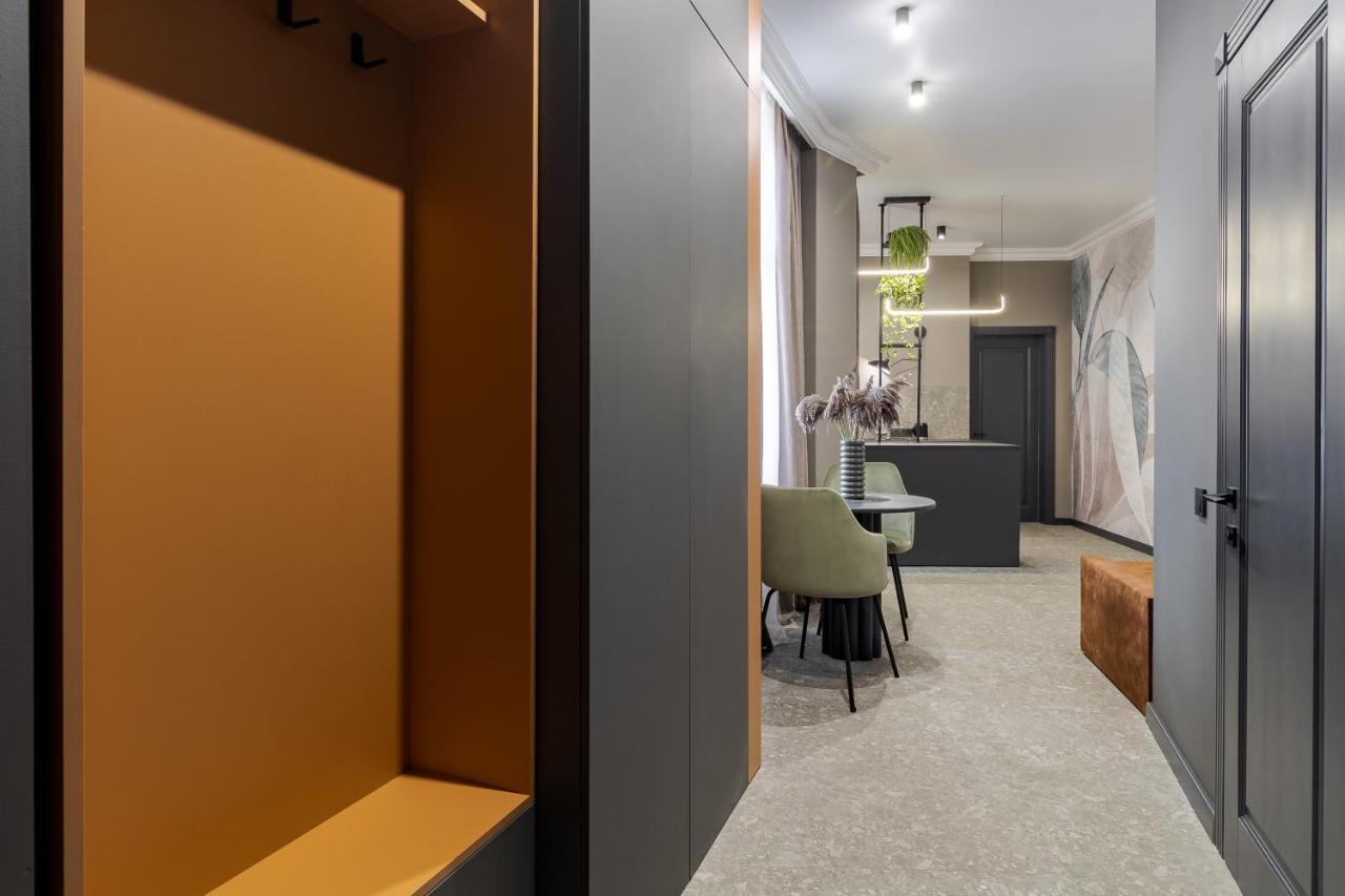 Modern Apartment Lviv Dış mekan fotoğraf